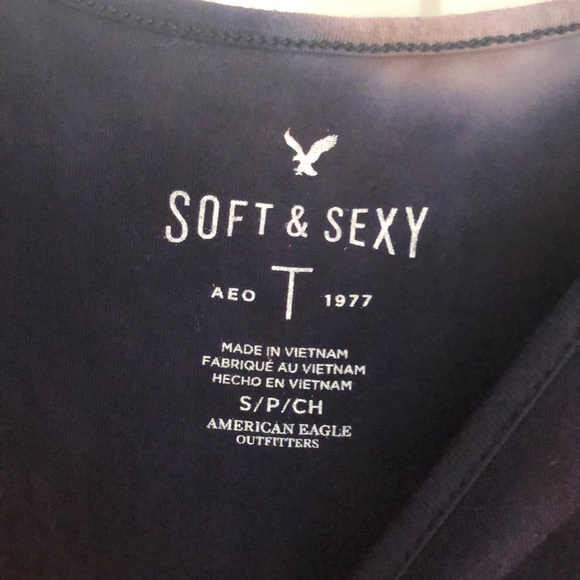 soft and sexy aeo shirt - Picture 7 of 7